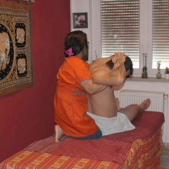 Thai-Massage